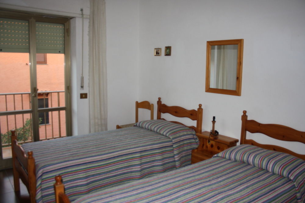 Aparthotel A.i.r. Borgo Di Mare Isola Rossa (Sassari)