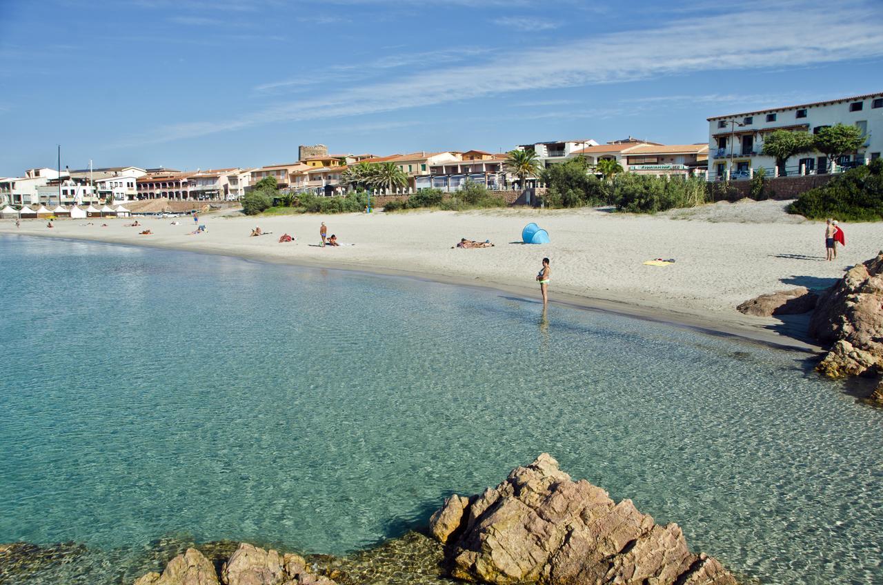 Aparthotel A.i.r. Borgo Di Mare Isola Rossa (Sassari)