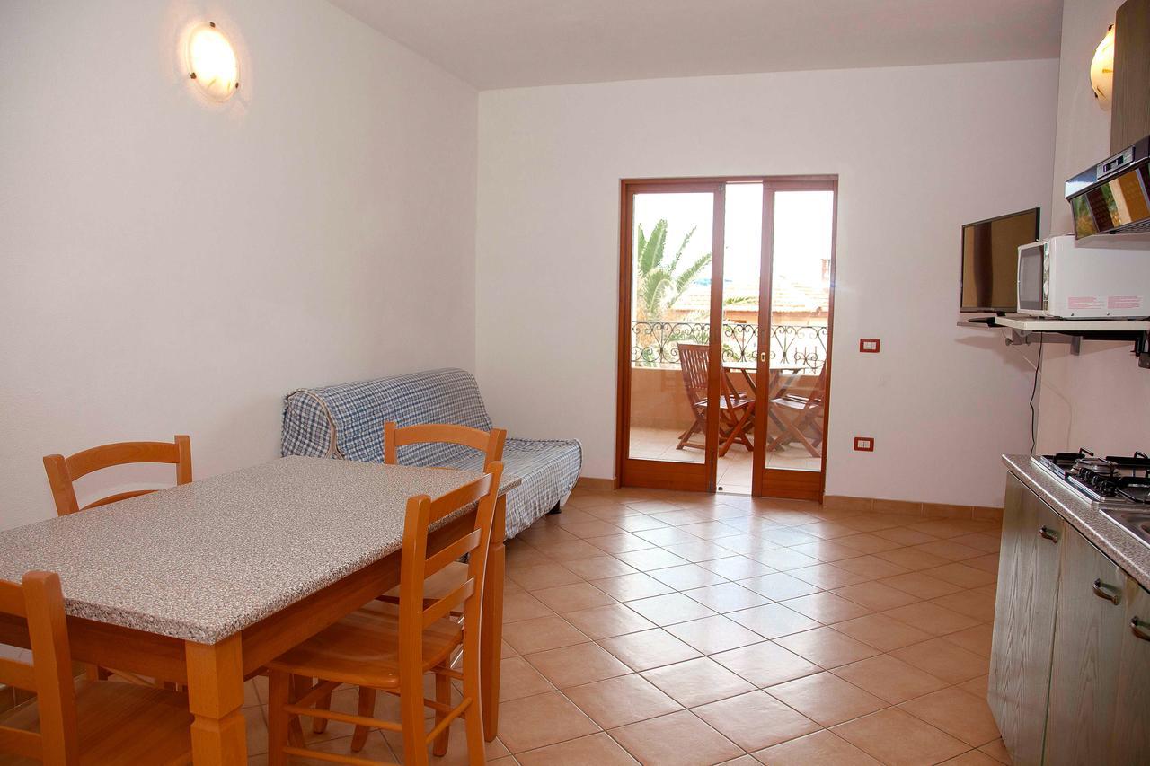 Aparthotel A.i.r. Borgo Di Mare 2*
