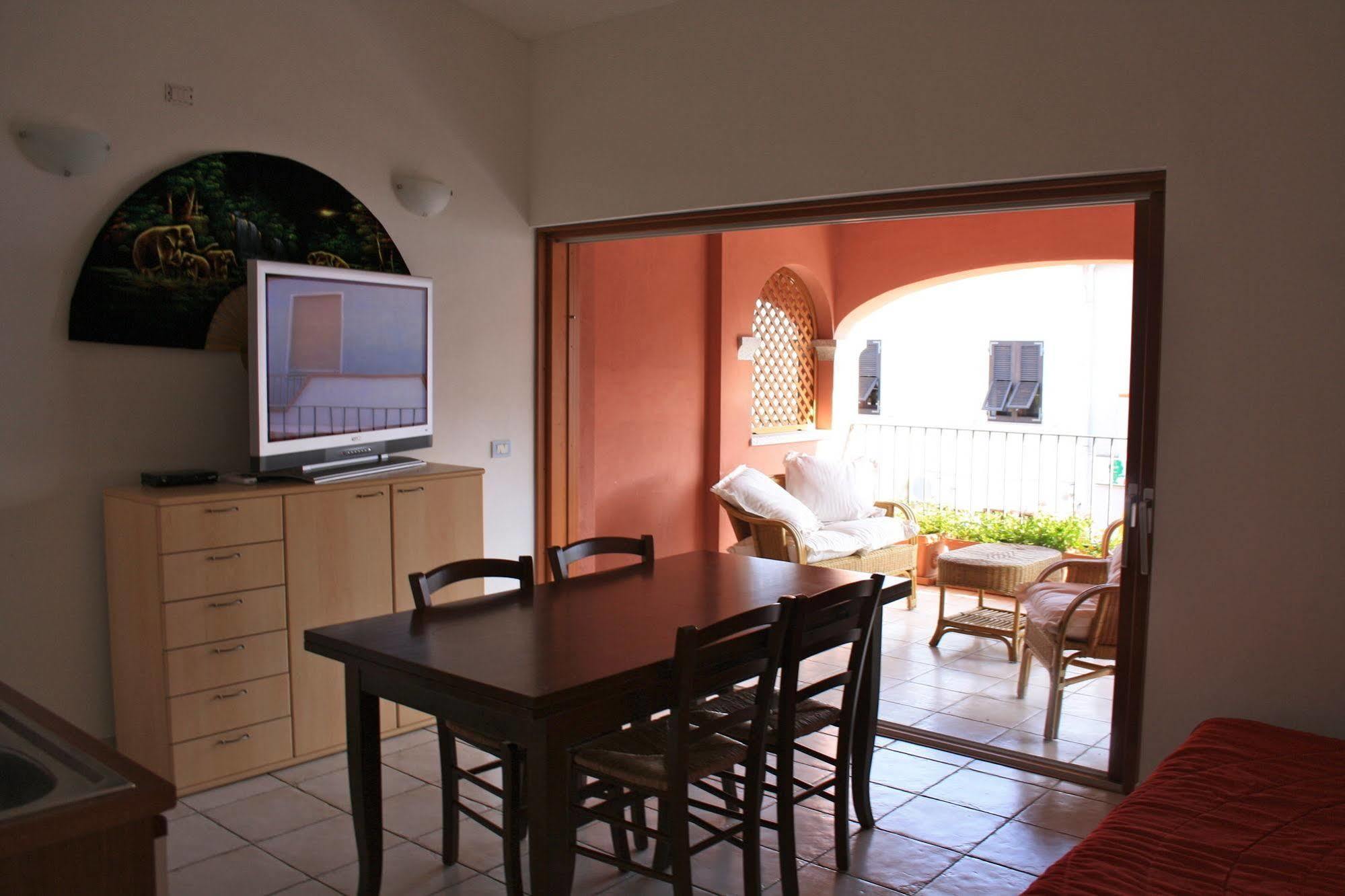 Appart hôtel A.i.r. Borgo Di Mare 2*